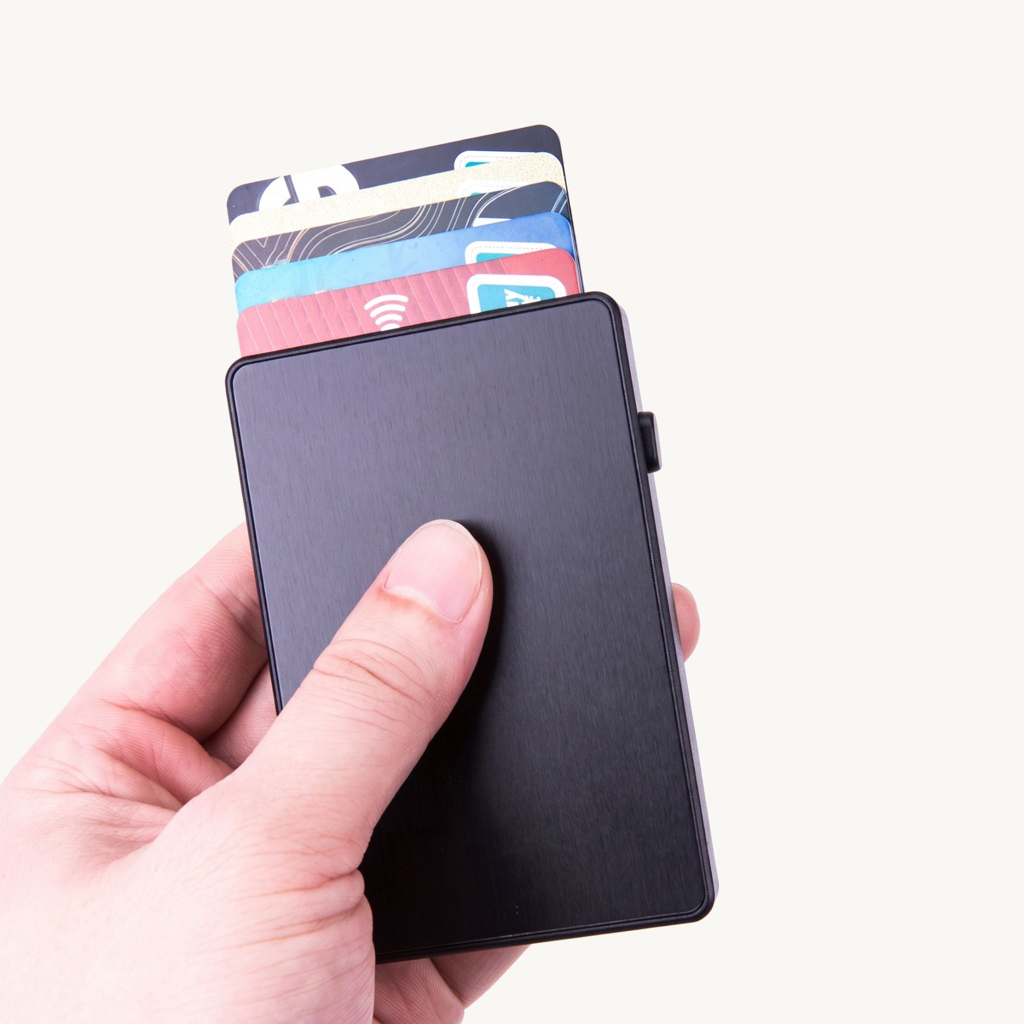 Porte-cartes automatique en aluminium