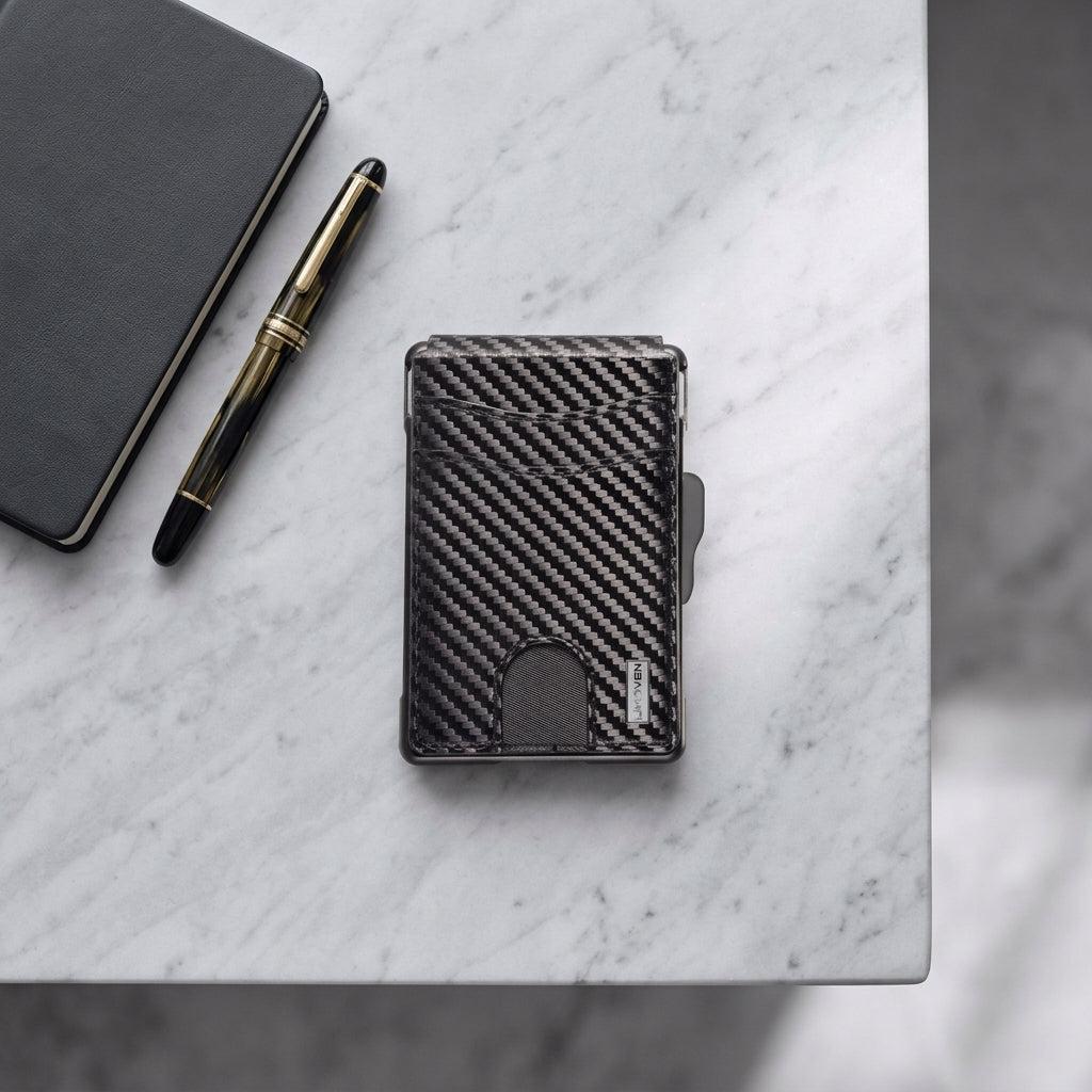 Porte-cartes style carbone pour homme
